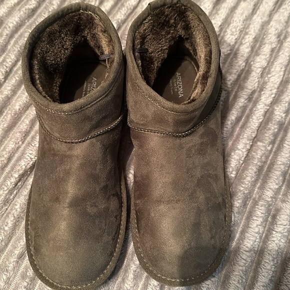 Arizona Flat Heel Winter Ankle Boots- size 10 - Picture 2 of 9